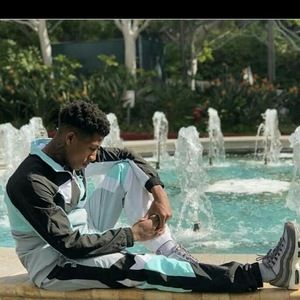 Meet your Posher, Lil